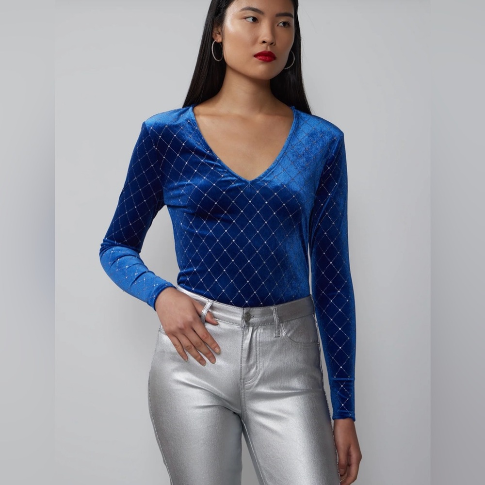 NWT DIAMOND PATTERN TOP